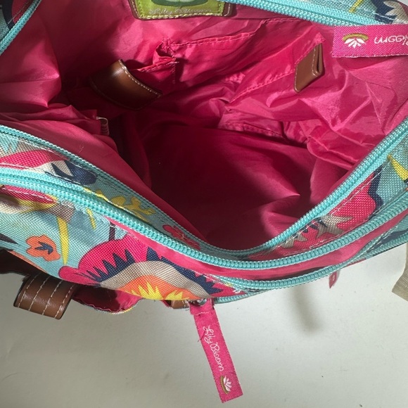 Playful Blue and Pink Crossbody Bag with Abstract Design - Picture 8 of 8